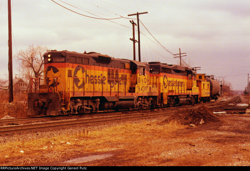 w/b Chessie Train